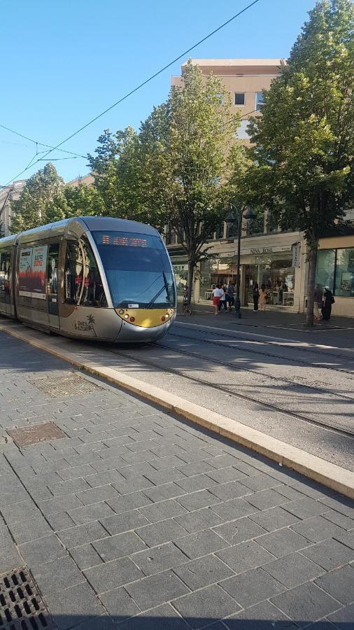 New Cheap Private Room, Kitchen , Overwieuw Sea,Tram On Spot, 12 Minutes From Nice Train Station With Tram , Beach In 17 Min Tram , Chambre Privee Pas Cher, Cuisine Equipee , Tram Sur Place, Apercu Mer, 12 Min De La Gare De Nice Avec Le Tram, 17 Min Exteriér fotografie
