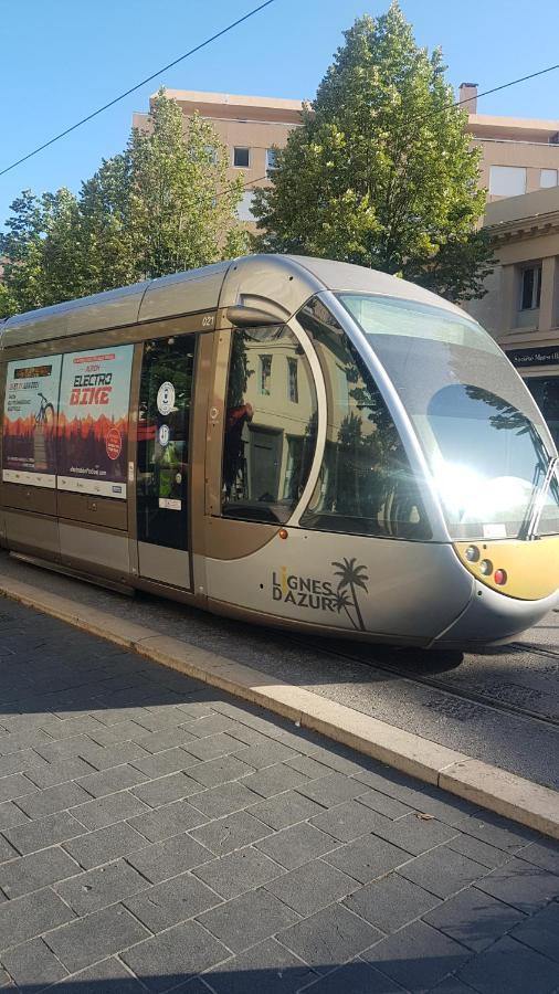 New Cheap Private Room, Kitchen , Overwieuw Sea,Tram On Spot, 12 Minutes From Nice Train Station With Tram , Beach In 17 Min Tram , Chambre Privee Pas Cher, Cuisine Equipee , Tram Sur Place, Apercu Mer, 12 Min De La Gare De Nice Avec Le Tram, 17 Min Exteriér fotografie